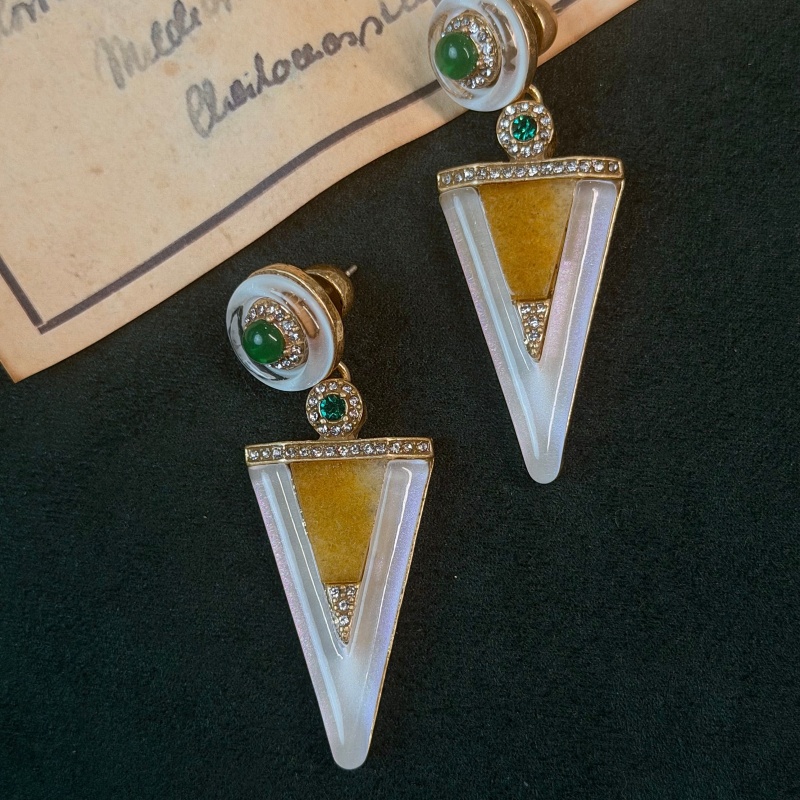 Винтажные зеленые глазурованны – обзор и цена Vintage Fashion Jewelry Brands